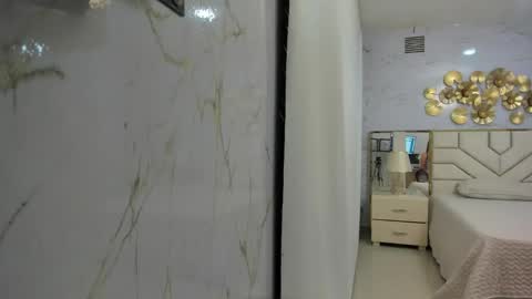 ANGEL online show from November 2, 2025, 3:20 am