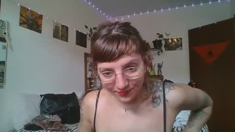 babydemon6 online show from December 10, 2024, 2:17 pm