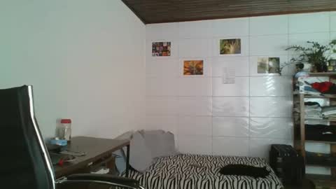 babydemon6 online show from April 25, 2026, 5:54 pm