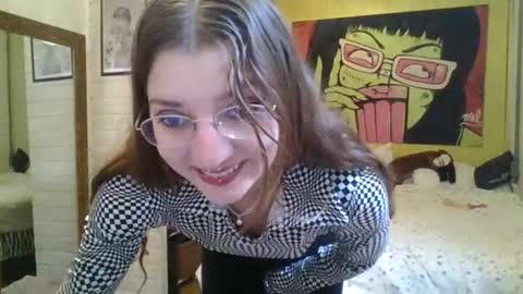 babydemon6 online show from May 26, 2026, 5:42 pm