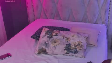 babyfoxxx_ online show from March 12, 2026, 10:43 am