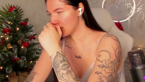 Sophia online show from January 6, 2026, 5:33 am