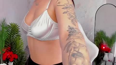 Sophia online show from April 14, 2026, 3:12 am