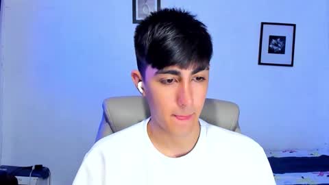 babymaik online show from December 2, 2025, 2:01 pm