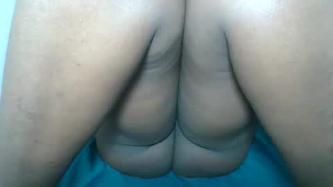 Snapshot of babymolly2 chatting on November 29, 2025, 1:41 am Rossy Kwekwe online show from November 29, 2025, 1:41 am