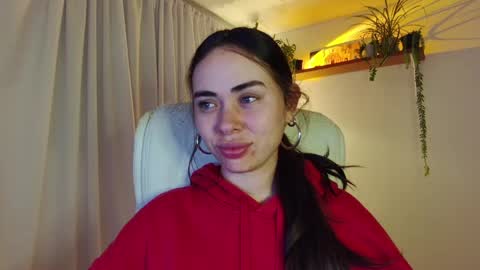 Talia online show from April 25, 2026, 5:54 am