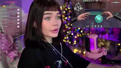 Snapshot of babyroxynill chatting on January 6, 2025, 1:31 am Nika online show from January 6, 2025, 1:31 am
