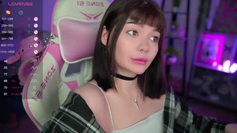 Snapshot of babyroxynill chatting on January 31, 2025, 10:42 pm Nika online show from January 31, 2025, 10:42 pm