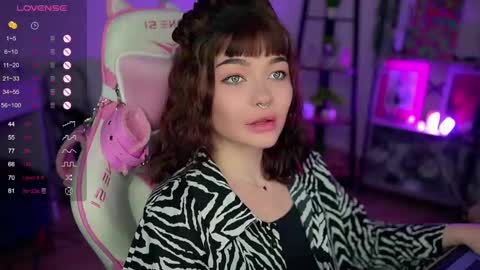 Snapshot of babyroxynill chatting on February 1, 2025, 11:06 pm Nika online show from February 1, 2025, 11:06 pm