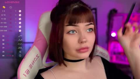 Snapshot of babyroxynill chatting on September 16, 2025, 9:27 pm Nika online show from September 16, 2025, 9:27 pm