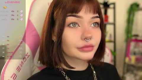 Snapshot of babyroxynill chatting on September 21, 2025, 10:22 pm Nika online show from September 21, 2025, 10:22 pm