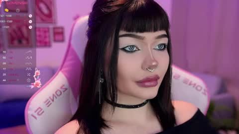 Snapshot of babyroxynill chatting on June 8, 2026, 9:48 pm Nika online show from June 8, 2026, 9:48 pm