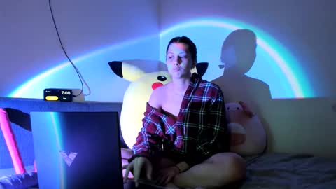 BabyWolfies online show from February 24, 2026, 12:08 am