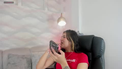 babyyfortune_ online show from November 24, 2025, 8:08 pm