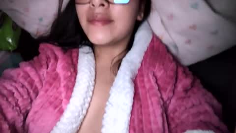 Snapshot of babyymango_ chatting on May 9, 2026, 10:53 am Gisselle online show from May 9, 2026, 10:53 am
