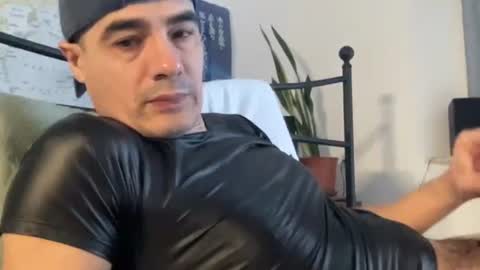 bach online show from February 24, 2025, 10:26 am