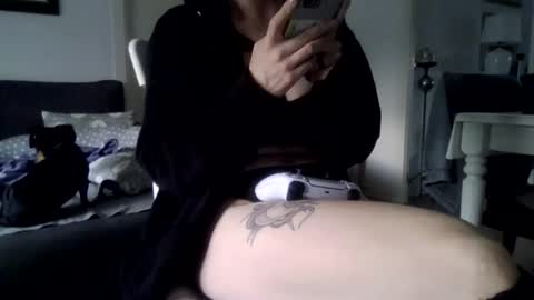 Honey online show from October 16, 2025, 7:20 am