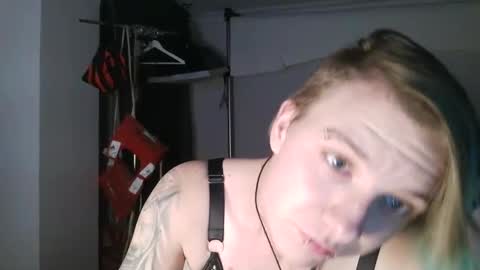 Honey online show from January 5, 2026, 5:27 pm