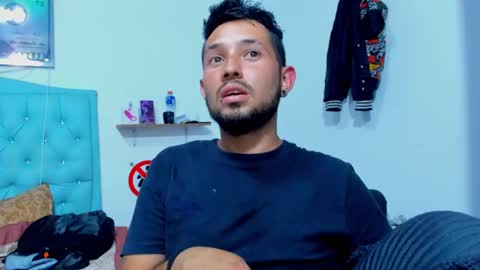 Snapshot of bad__couple_ chatting on October 25, 2025, 1:35 am s   online show from October 25, 2025, 1:35 am
