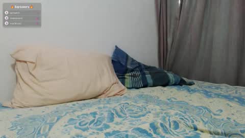 Alejandro Bravo online show from October 10, 2025, 8:57 am