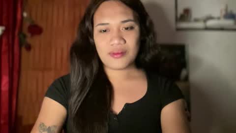 AMARA - FOLLOW ME AND THUMBS UP online show from February 26, 2026, 5:56 pm