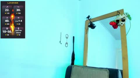 Liam online show from September 25, 2025, 3:38 pm