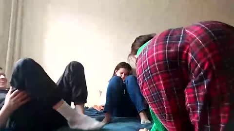 bad_pare online show from April 26, 2026, 1:31 pm