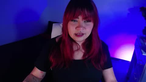 Snapshot of bad_scarlett1 chatting on October 8, 2025, 1:25 am Scarlett online show from October 8, 2025, 1:25 am