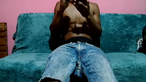 badaddo910342 online show from July 13, 2026, 1:47 pm