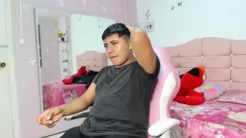 Snapshot of badboyjuan_ chatting on May 6, 2026, 2:40 am JUAN online show from May 6, 2026, 2:40 am