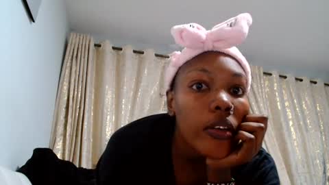baddestslut001 online show from June 25, 2026, 4:11 pm