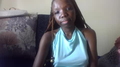 Snapshot of baddie_floxxy chatting on July 14, 2026, 6:35 pm baddie_floxxy online show from July 14, 2026, 6:35 pm