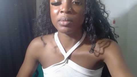 Snapshot of baddiebitchx chatting on May 26, 2026, 11:39 am baddiebitchx online show from May 26, 2026, 11:39 am