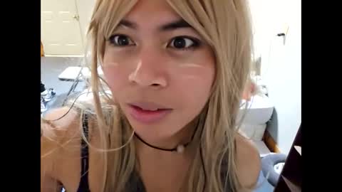 baddiee18 online show from January 15, 2025, 10:46 pm