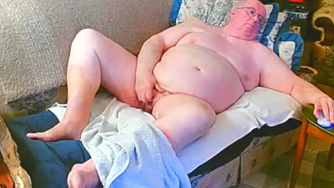 Snapshot of baddogboner chatting on June 2, 2026, 12:01 am baddogboner online show from June 2, 2026, 12:01 am