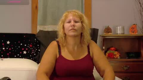 Badgirlpr online show from October 5, 2025, 9:45 pm