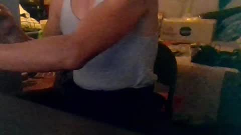 Mexican livin Off the Wall online show from December 16, 2024, 11:55 am