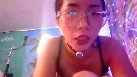 badlilbambi online show from February 9, 2026, 3:54 am