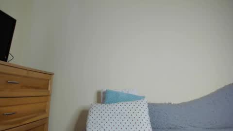 Name online show from September 14, 2025, 12:59 pm