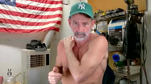 Snapshot of badnightwolf chatting on March 2, 2026, 2:14 am Silver online show from March 2, 2026, 2:14 am