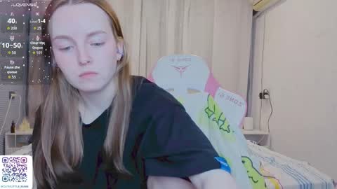 Snapshot of bae_cake_ chatting on May 15, 2026, 4:47 pm Alice online show from May 15, 2026, 4:47 pm