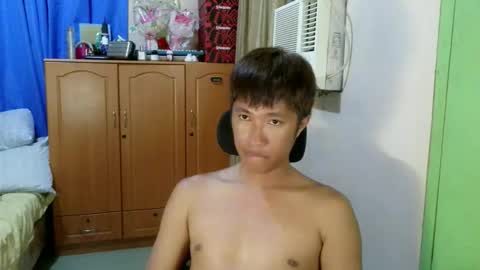 Snapshot of baggage00 chatting on June 7, 2026, 11:47 am baggage00 online show from June 7, 2026, 11:47 am