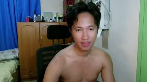 Snapshot of baggage00 chatting on June 21, 2026, 11:24 am baggage00 online show from June 21, 2026, 11:24 am