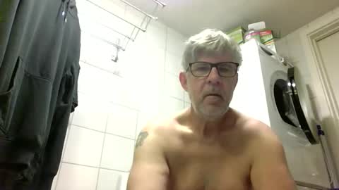 Snapshot of baggelina75 chatting on June 5, 2026, 3:46 am baggelina75 online show from June 5, 2026, 3:46 am