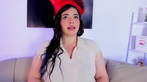 bagiolett  online show from September 25, 2025, 7:17 pm