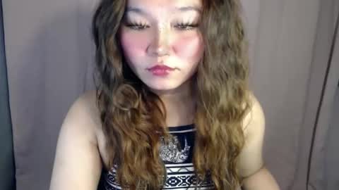 april online show from November 2, 2025, 11:40 pm