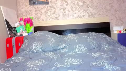 holly online show from March 25, 2026, 3:40 pm