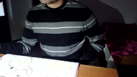 Snapshot of baiat_frumusel chatting on October 3, 2025, 9:39 am baiat_frumusel online show from October 3, 2025, 9:39 am