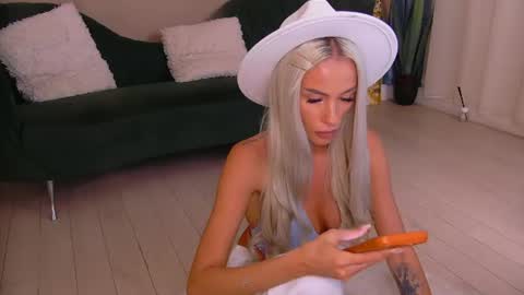 Snapshot of bailey_rush chatting on July 4, 2026, 6:25 pm bailey_rush online show from July 4, 2026, 6:25 pm
