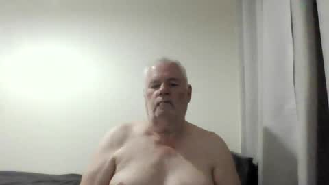 Snapshot of baker242 chatting on July 6, 2026, 12:18 am Baker242 online show from July 6, 2026, 12:18 am